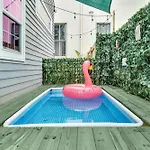 3Br Retro Arcade Home W Games & Pool!