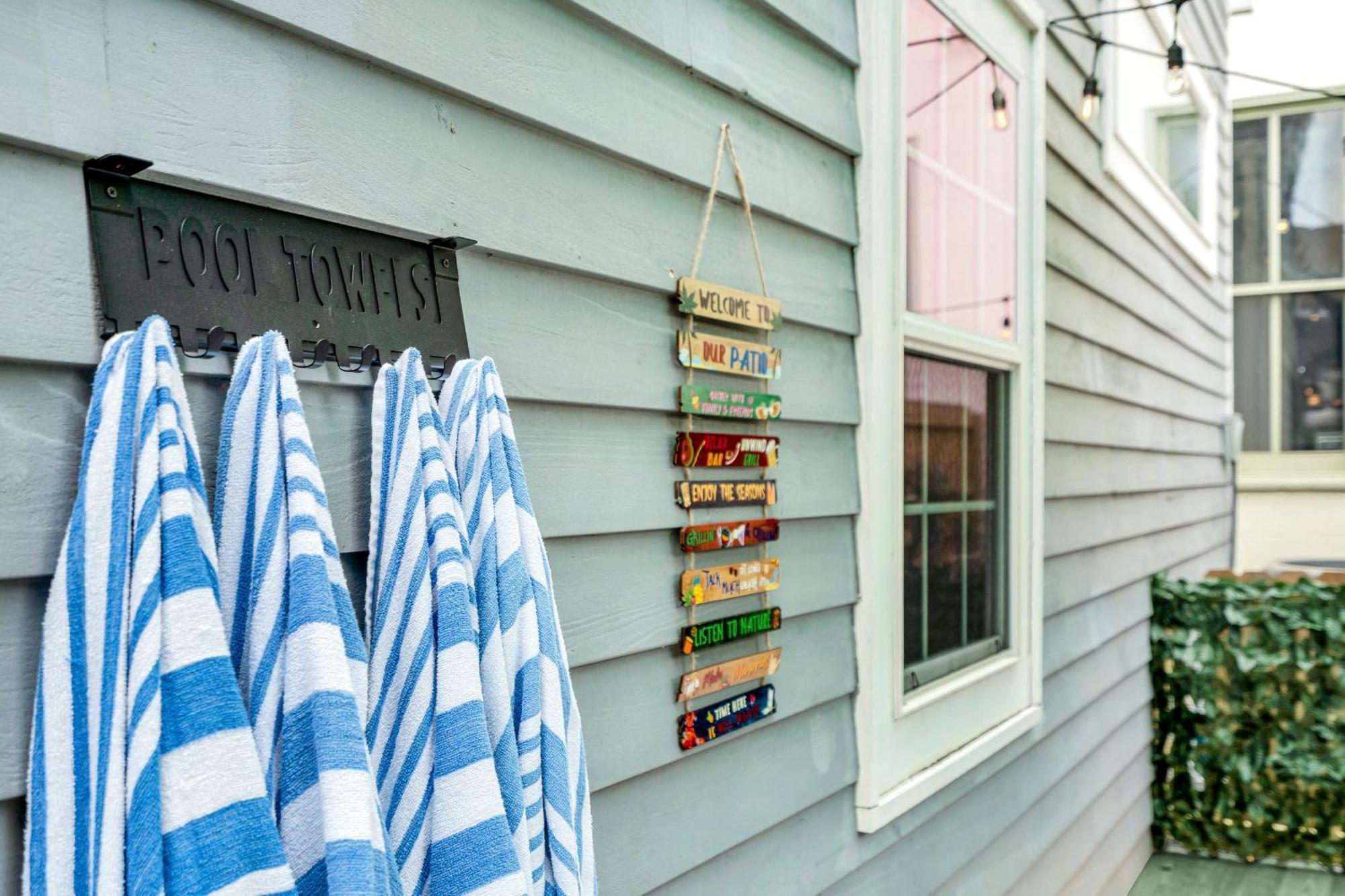 Holiday home 3br Retro Arcade W Games & Pool! New Orleans