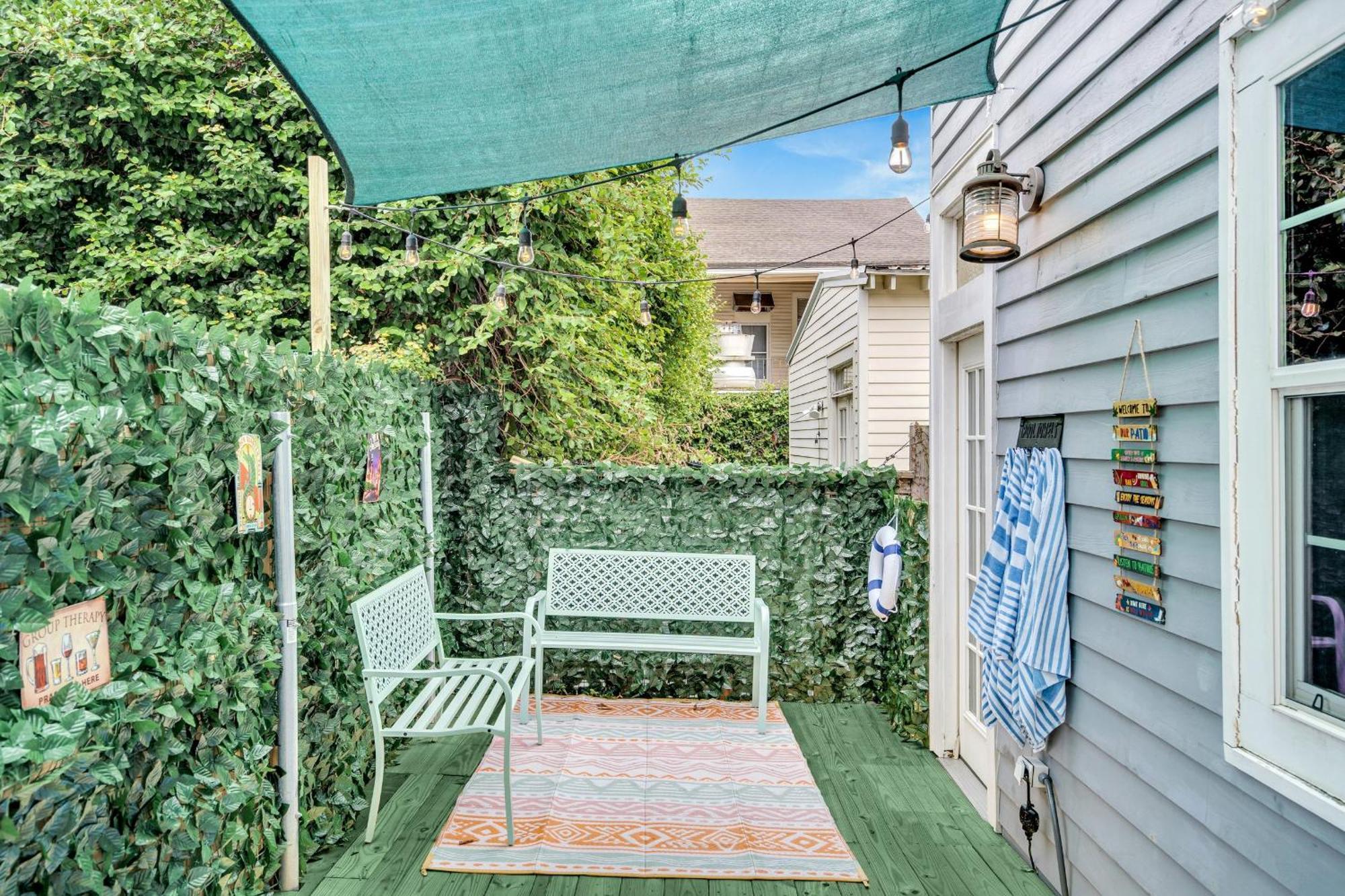 3br Retro Arcade W Games & Pool! Holiday home New Orleans